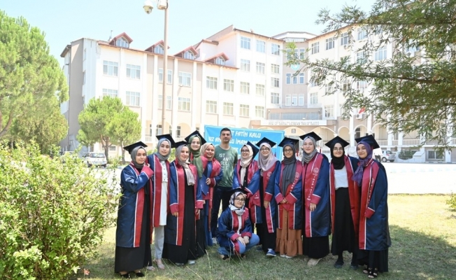 İlk mezunlarını veren Şehit Fatih Kalu’dan YKS’de büyük başarı