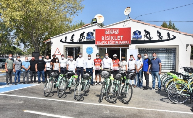 Akhisar Belediyesi Bisiklet Trafik Eğitim Parkı hizmete açıldı