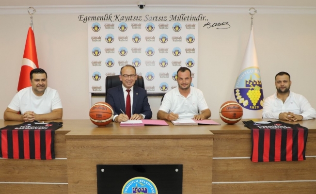 Gamalı Köftecisi Turgutlu Belediyespor’a yeniden sponsor oldu