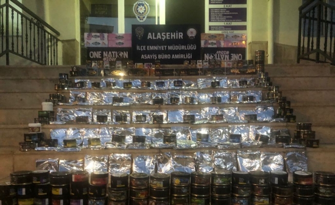 Alaşehir’de 80 kilo kaçak nargile tütünü ele geçirildi