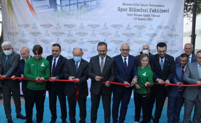 Bakan Kasapoğlu Manisa’da Spor Bilimleri Fakültesini açtı