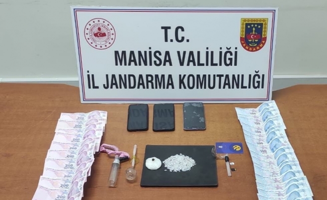 Manisa’da uyuşturucudan 3 gözaltı