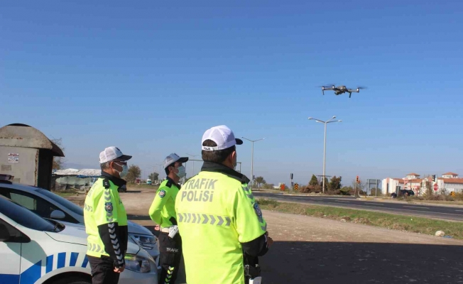 Salihli’de kırmızı ışıkta geçenler drone ile tespit edildi