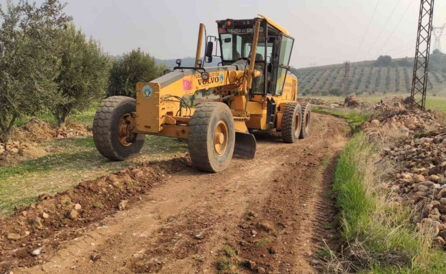 Turgutlu Belediyesi kırsal mahallelerde çalışmalarını sürdürüyor