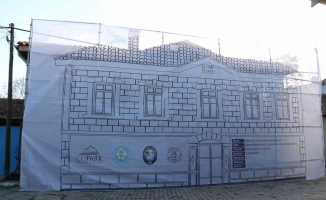 Atatürk Evi’nde restorasyon sürüyor