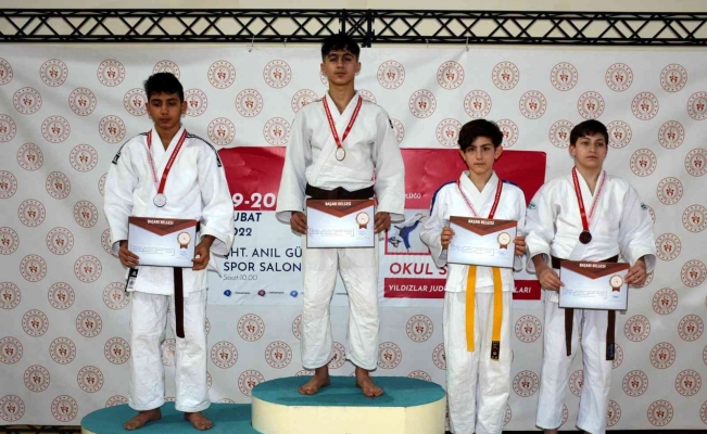 Manisa BBSK’nın judocuları madalyayla döndü