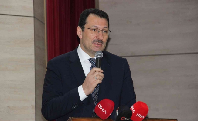 AK Parti’li Yavuz: “Kılıçdaroğlu’nu da düşündük, seçmen kaydı düşmeyecek”