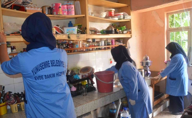 Kadınlar Yunusemre Belediyesinin her biriminde istihdam ediliyor