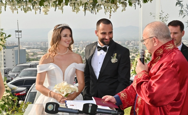 Başkan Ergün kızının nikahını kıydı