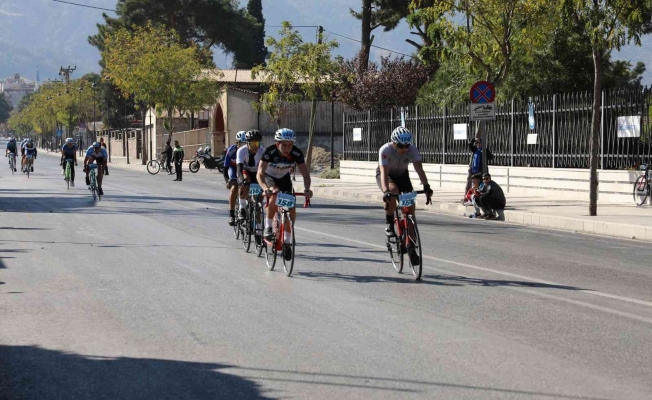 Şehzadeler’de Cumhuriyet’in 99. yılına özel bisiklet yarışması