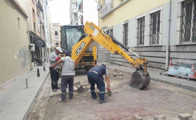Şehzadeler’de yol onarım çalışmaları devam ediyor