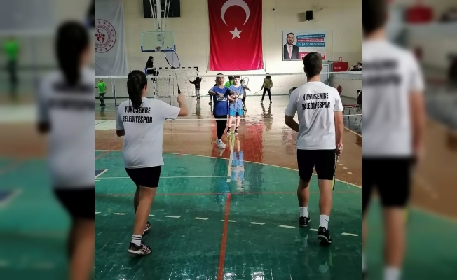 Yunusemreli badmintoncular 5 dereceyle Ankara vizesini aldı
