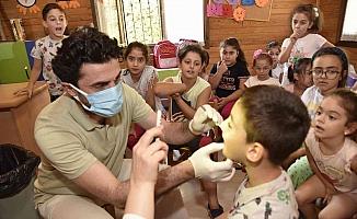 Yunusemre’de miniklere ağız ve diş sağlığı taraması yapılıyor