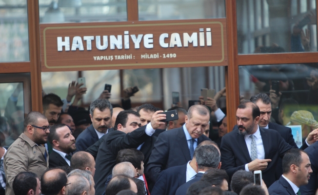Cumhurbaşkanı Erdoğan Cuma namazını Manisa’da kıldı