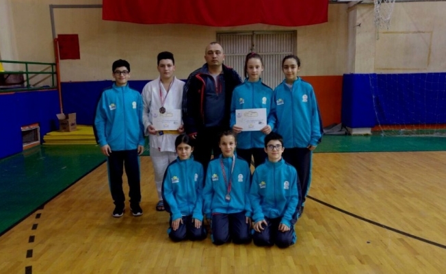 Yunusemreli judocular finali garantiledi