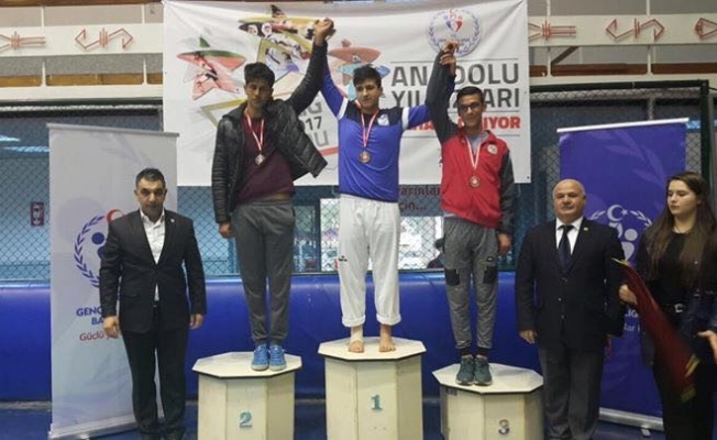 Yunusemreli taekwondocular şampiyonaya damga vurdu