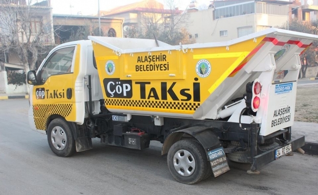Alaşehir Belediyesi temizlik işçilerinden özenli çalışma