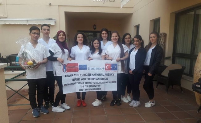Salihli’nin hemşirelik öğrencileri İspanya’da staj yaptı