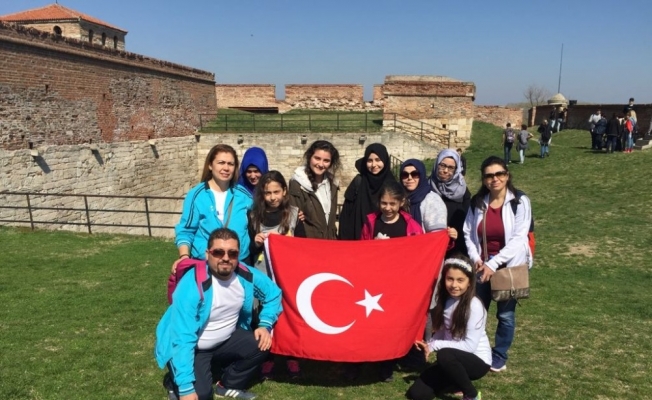 Salihlili öğrencilerden Bulgaristan’da ’hoşgörü’ turu