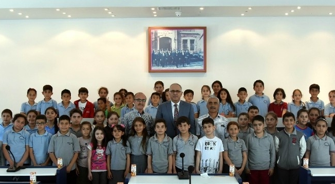 Öğrenciler Salihli Belediyesi’nde ders gördü