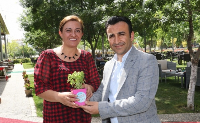 Türk Sağlık-Sen’li kadınlardan çifte kutlama