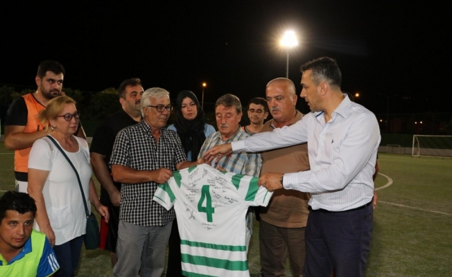 Manisa BBSK Mustafa Derin anısına futbol turnuvası düzenledi