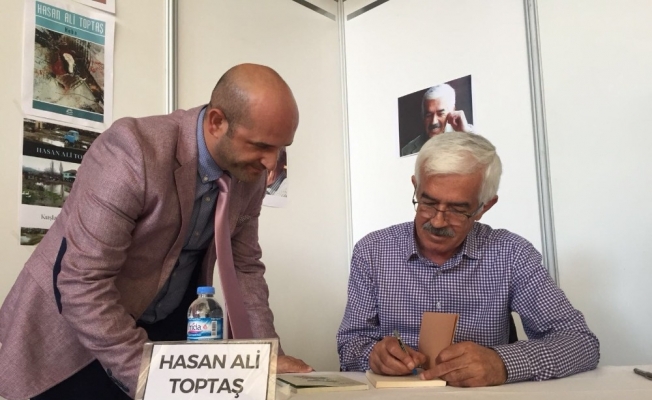 Hasan Ali Toptaş kitapseverlerle buluştu