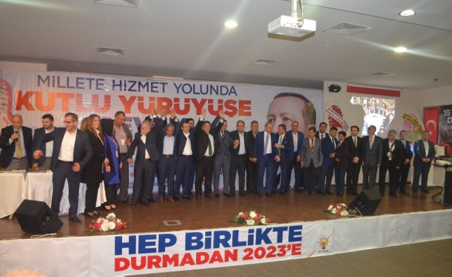 Kula AK Parti İlçe Başkanı Palabıyık güven tazeledi