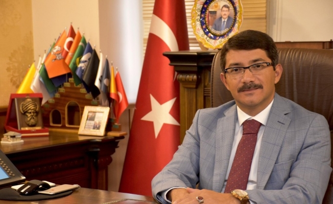 Başkan Çelik ’En başarılı belediye başkanı’ seçildi