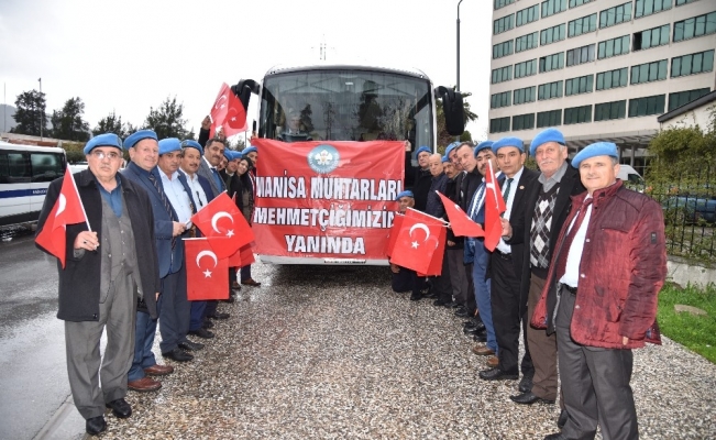 Manisalı muhtarlardan Afrin’deki Mehmetçiğe destek