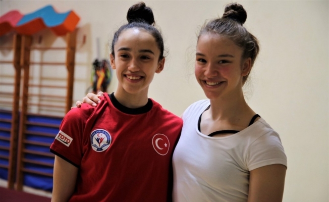 Büyükşehir’in altın kızları Dünya Şampiyonasında boy gösterecek