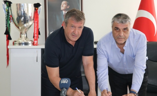 Akhisar Belediyespor’un yeni teknik direktörü Susic imzayı attı