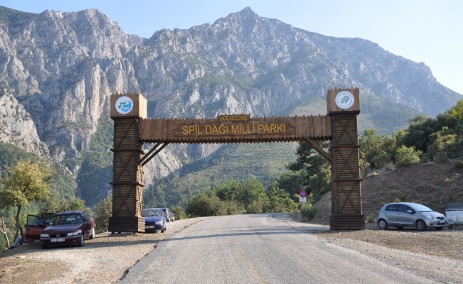 Spil Dağı Milli Parkı ziyaretçi rekoruna koşuyor