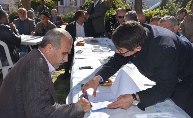 Başkan Çelik Tabane’nin ileri gelenleriyle kentsel dönüşümü konuştu