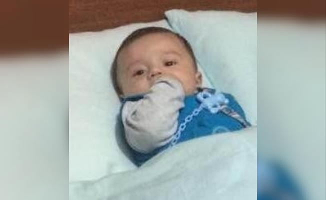 Balkondan düşen 15 aylık bebek hayatını kaybetti