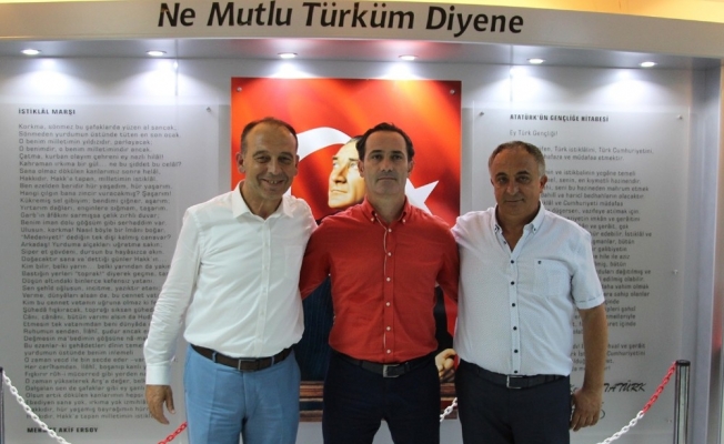 Turgutluspor’da Cüneyt Biçer resmen imzaladı