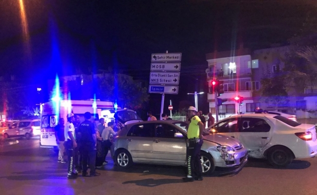 Manisa’da trafik kazası: 3’ü çocuk 7 yaralı