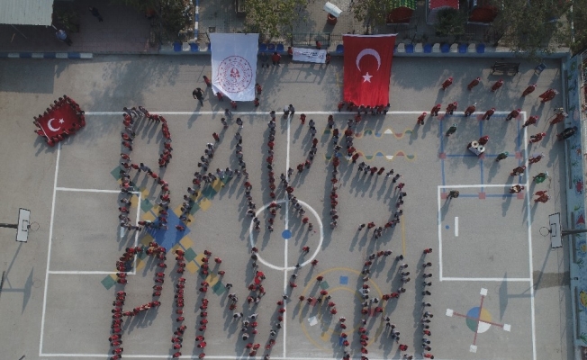 Bedenleriyle ‘Barış Pınarı’ yazan öğrencilerden Mehmetçiğe destek