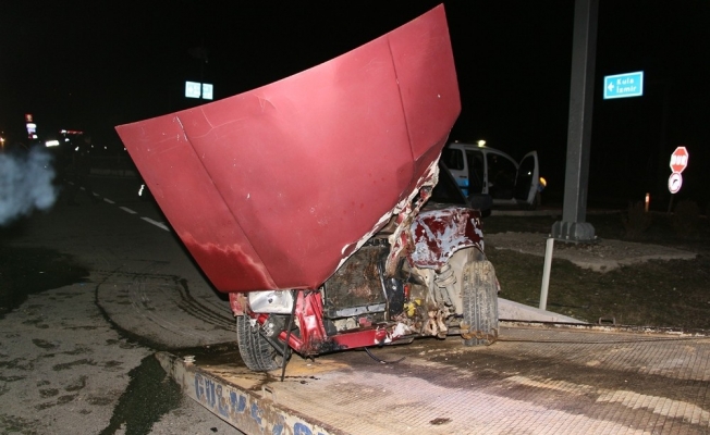 Kula’da kaza yapan sürücü 193 promil alkollü çıktı