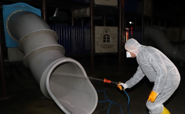 Turgutlu Belediyesi dezenfekte çalışmalarına başladı