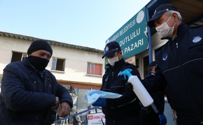 Akhisar Belediyesi halk sağlığını korumaya devam ediyor