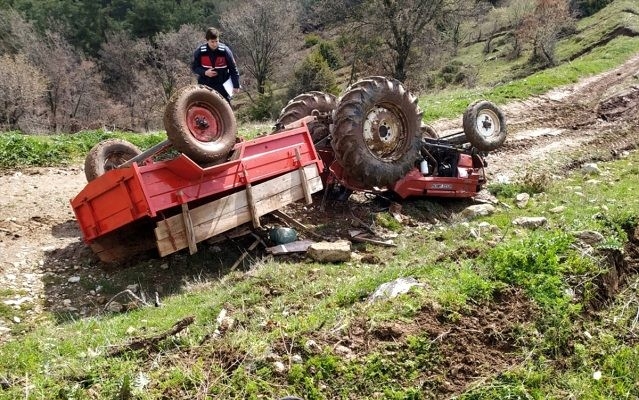 Gördes’te traktör kazası: 1 ölü, 1 yaralı