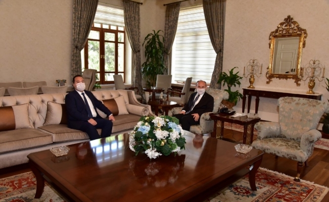 Başkan Dutlulu Vali Karadeniz’e Akhisar’ı anlattı