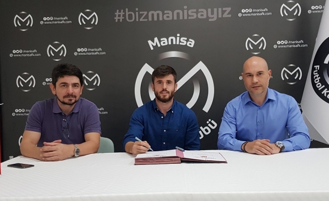 Manisa FK’da Mehmet Yılmaz’ın sözleşmesi 3 yıl daha uzatıldı