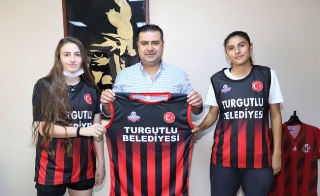 Turgutlu Belediyespor 2 genç yıldız adayını transfer etti