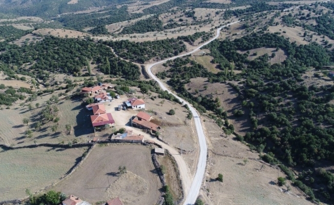 Manisa Büyüşehir’den asfalt rekoru: ’40 günde 405 kilometre asfalt çalışması’