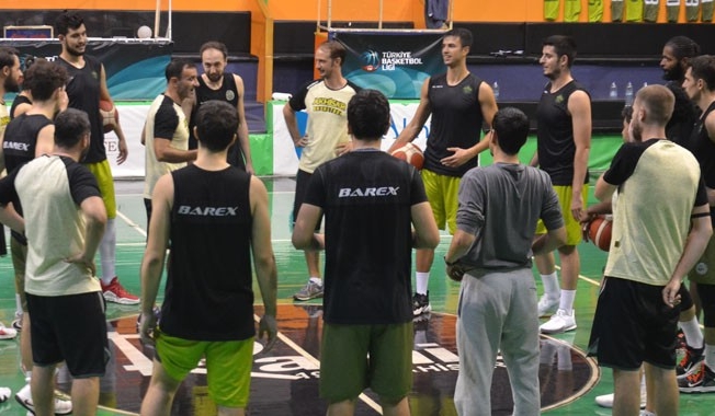 Akhisar Belediyespor Basketbol Takımı’nda 13 kişinin testi pozitif çıktı