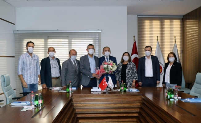 CHP Grup Başkanvekili Özel Manisa TSO’yu ziyaret etti