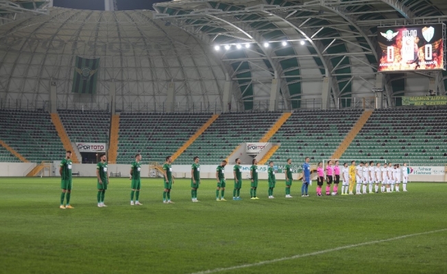 TFF 1. Lig: Akhisarspor: 1 - Bursaspor: 1 (İlk yarı sonucu)