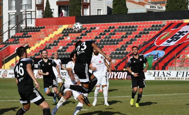 TFF 2. Lig: Turgutluspor: 1 - Bayburt Özel İdare Spor: 0